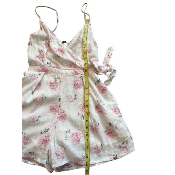 Abercrombie & Fitch Floral Romper XS Pink Rose Print Side Tie Adjustable Straps - Picture 9 of 12